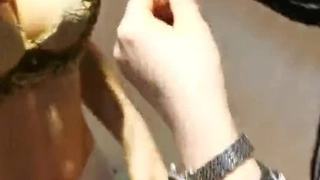 首次3P放送SPA后被单男无情插入真的是太淫荡了