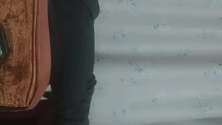 熟女和少年享受感性的女同性恋遭遇