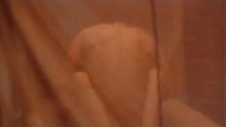 在宿舍房间里与青少年护士口交和性交