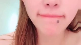 舞蹈系黑丝女神，口爆颜射吞精