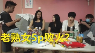 Rae Lil Black 对决 Marilyn Sugar-谁更骚？你来决定！
