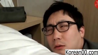 边做边爱完整版在线播放带妹子去开房，妹子的叫声保证让你回味