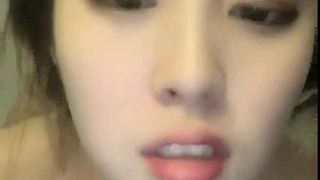 【91沈先生】今晚來興致叫兩個少婦雙飛，黑衣少婦叫上大長腿閨蜜一起操，穿上白絲一起舔弄後入猛操…
