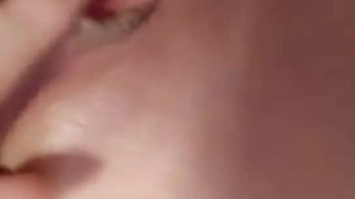 少妇被黑寄吧搞再草附近人胖熟女，太爽了