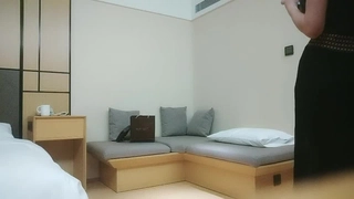 继母与男孩：过来，亲爱的，与你的母亲爱爱吧