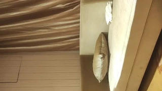 竹林深处的旗袍妹子~宽衣解带等你来操~