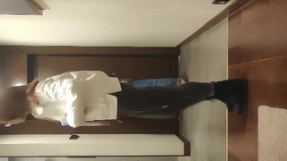 MD-0041 偷闻邻居内裤 性感邻居上门惩罚